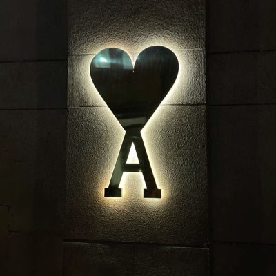 Mna95100's profile picture. 