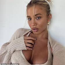 JenniferAa11134's profile picture. 