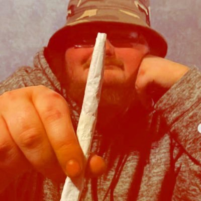 BenzoBobbyWo7's profile picture. Ahoy Ahoy Matey, It's Ya Boi Benzo Bobby Tht Rlly Lit Dood Frum Tha Block Of NJ !! | https://t.co/AZG1XGXjye