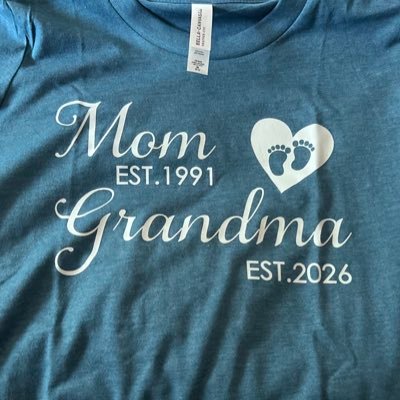 Alittlebitoff4's profile picture. 