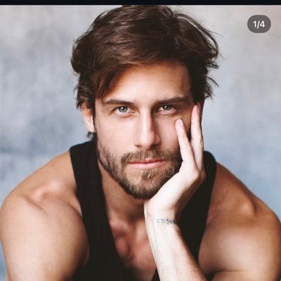 MariaFe72188342's profile picture. TALKING ABOUT FAMOUS PEOPLE