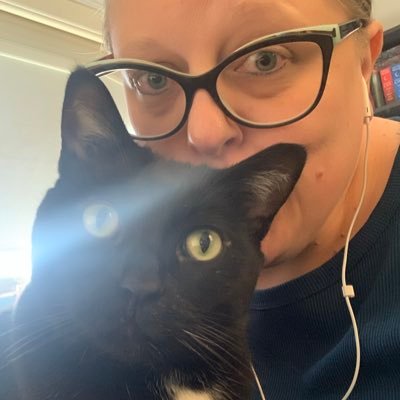 KatieMcL_Comms's profile picture. These are my personal views. Pronouns: She/her