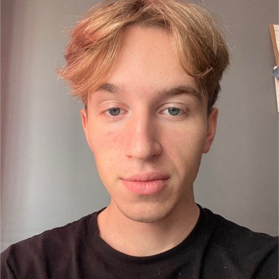 kv_montaz's profile picture. I create short, cinematic videos that help brands stand out.
Motion design, storytelling, and performance in one place.