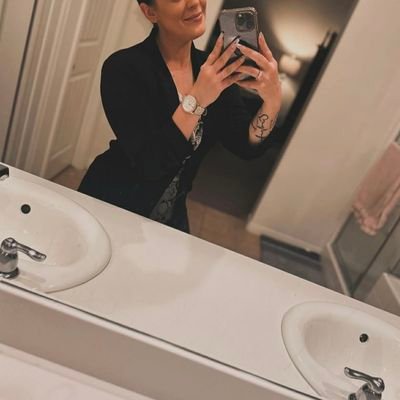 SHeather2311's profile picture. 