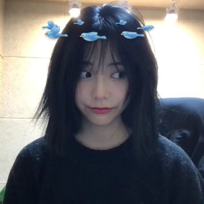 valentine_g1rl's profile picture. i