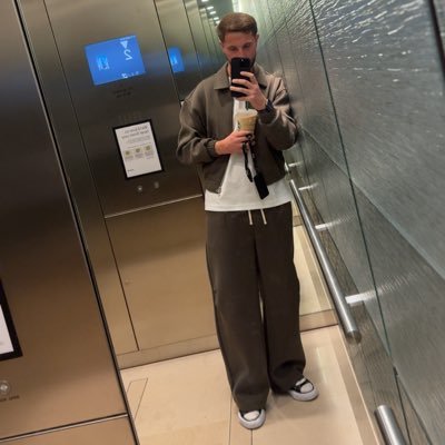 DamienDelah's profile picture. 🗿