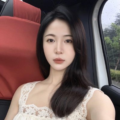 Linnalinp4147's profile picture. Passionate about design and the beauty of the world 🌍✈️
Chasing dreams, capturing inspiration from every view 💡✨🇸🇬🇸🇬🇸🇬🇸🇬