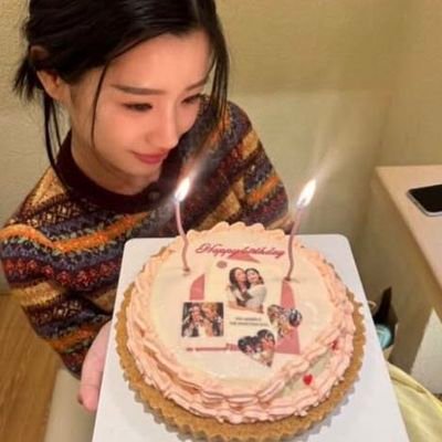 Kaniyng's profile picture. Gatherer of syllables from the forest of language. Writing for escape, catharsis, and solace.