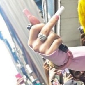 rawseeeee's profile picture. goons in the club, in case sumn jumps off