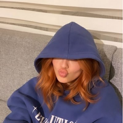 1realel's profile picture. Cinderellanın üvey annesi