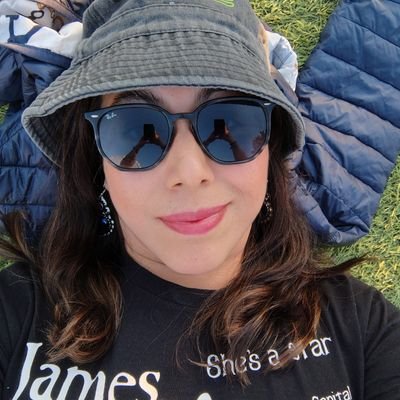 KatyCerealito's profile picture. Kat | Puma | ¿Pasiones? Deportes, fotografía, bailar, escribir, correr, el café y viajar | Siempre acaricio perritos.