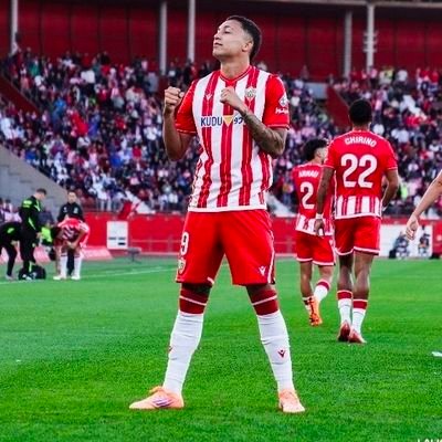 UDA_011's profile picture. 𝓡𝓸𝓳𝓲𝓫𝓵𝓪𝓷𝓬𝓸 𝓱𝓪𝓼𝓽𝓪 𝓵𝓪 𝓶𝓾𝓮𝓻𝓽𝓮 🔴⚪