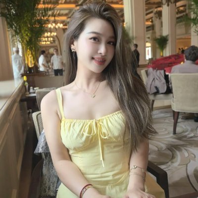 DesipEssi17179's profile picture. 