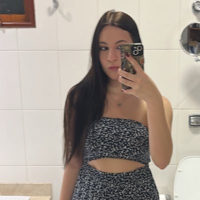 marriantonia's profile picture. eu vou voltar aos velhos tempos de mim