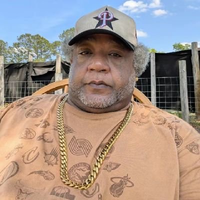 MarvelousJ6025's profile picture. blessed🍷