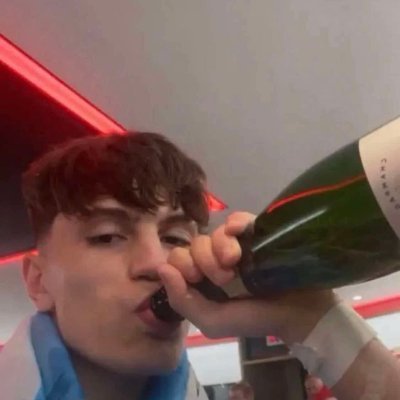 gdakk_'s profile picture. @TeamExyra_
contact: @smerfmng / @tirroo7