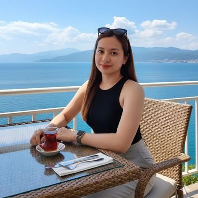 EsinT84243's profile picture. Deniz kokulu düşüncelerle doluyum