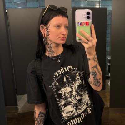 shelaygutted's profile picture. 25 ✶ best friend tattoo ✶ bigdirtnap on instagram ✶ @putridstu ༺♡༻