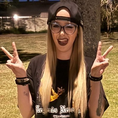 imafknheadbanga's profile picture. 𝗙𝗠𝗨𝗢𝗔𝗦𝗟☮️ ᴀᴡ ✌️. ᴇxᴄɪꜱɪᴏɴ 🙅‍♀️🙅‍♂️. ʙᴀꜱꜱʜᴇᴀᴅ🔥. ʀᴀᴠᴇʀ💕🦄🦋ᴊᴜꜱᴛ ʜᴇʀᴇ ꜰᴏʀ ᴛʜᴇ ᴡᴜʙꜱ🔊🎵🎧😵‍💫. ʟᴀᴡ 📚26’