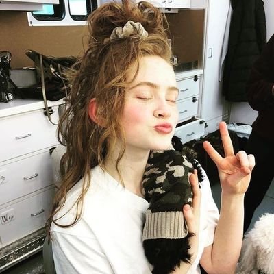 byadilaurentis's profile picture. 