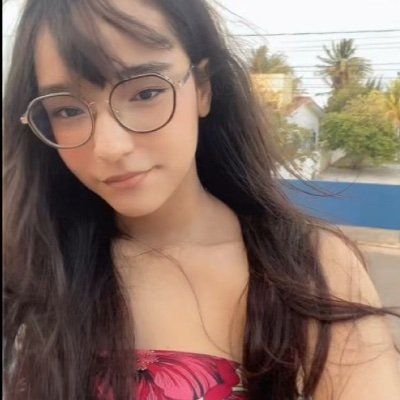 lucyywz's profile picture. ⚕️𝘝𝘦𝘴𝘵𝘪𝘣𝘶𝘭𝘢𝘯𝘥𝘢 𝘥𝘦 𝘮𝘦𝘥𝘪𝘤𝘪𝘯𝘢
      𝘊𝘰𝘵𝘪𝘴𝘵𝘢 𝘳𝘦𝘯𝘥𝘢 | 𝘜𝘍𝘗𝘌 / 𝘜𝘚𝘗 
     𝑮𝒂𝒎𝒆 𝒐𝒇 𝑻𝒉𝒓𝒐𝒏𝒆𝒔 - BOOKTWT 
𝙅𝙚𝙨𝙪𝙨.