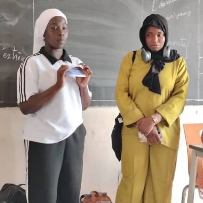 SalamataBa22662's profile picture. je suis ici only pour Sonko😍 mariée avec🧑🧕Mohamed Rassulillah SAWS rek ❤️🥰suma dèewé gnaanal lein ma Yallah mu baalma ci yërmandé wam kep!