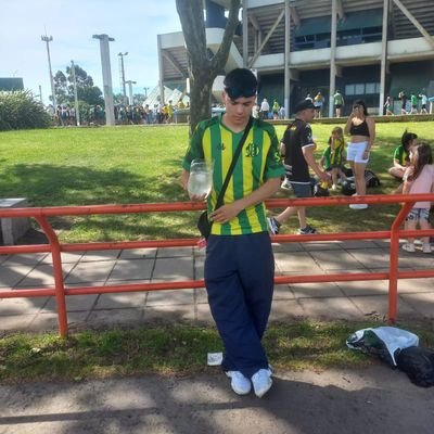 AravenaGiuliano's profile picture. 