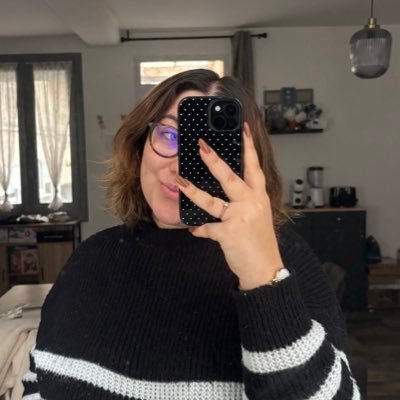 dhctxt's profile picture. BLABLABLA