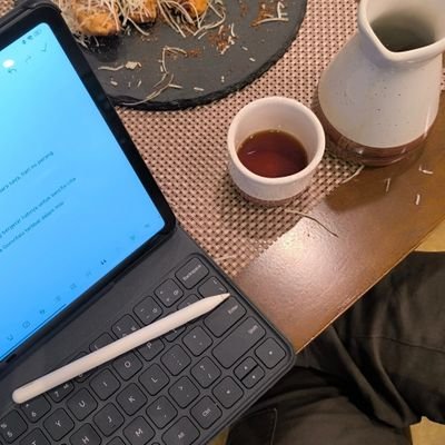 tempatberbagi_'s profile picture. Kepunyaan kita yang sesungguhnya adalah apa yang kita ikhlas bagikan kepada orang lain.