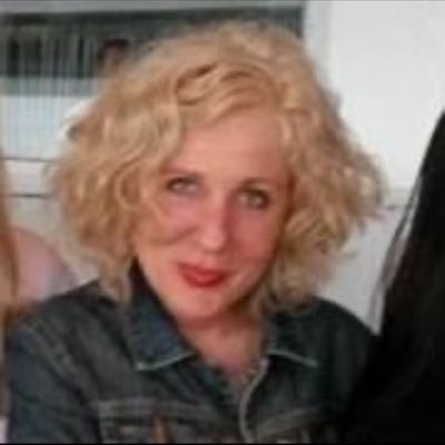 LoisBeeeeee's profile picture. Long Island Strong      Love my country my President and all God loving Americans. Just don’t DM me! I will block you.