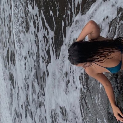 almofreyy's profile picture. 