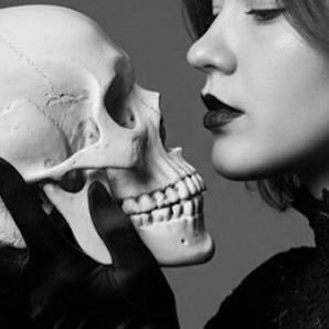 Danny_Bones891's profile picture. artist from Brooklyn. inspired by old school monsters movies. manga. and life.