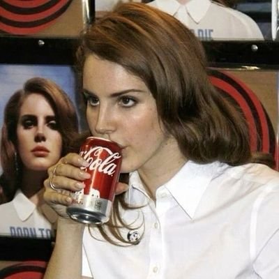 laumentavel's profile picture. melancolia & nostalgia