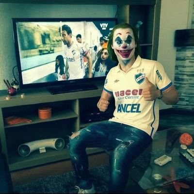 gianRromano0_0's profile picture. Más bolso que ganar 2 finales en 4 días