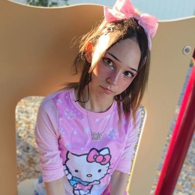 KrissiPookie88's profile picture. dark roleplay starter pack || 4'9 || princess                             nsfw • kink • cglg • skinny