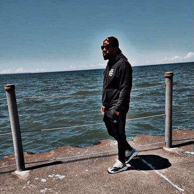 Invisibl3_Bully's profile picture. Katie's Pops.. 

Wide Awake But A Ninja Living Your Dreams Out.. 

The Artist Formally Known As @Murph_McFly.. 

#UncleMurph #KatiesPops #KathySon