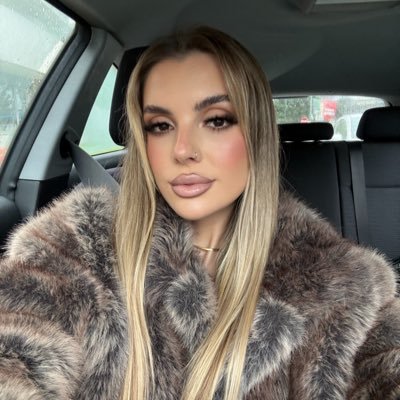 whyumadsis's profile picture. Blessed with the best! | Professional Makeup Artist | #justiceforbritney #istandwithnickcarter