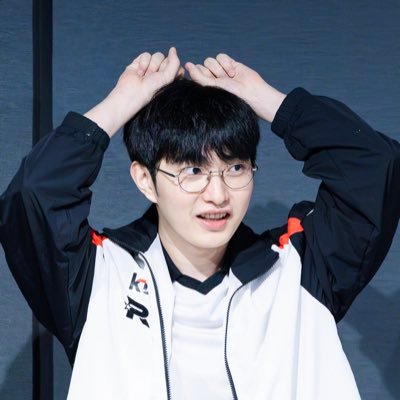 hyhyjahs's profile picture. 