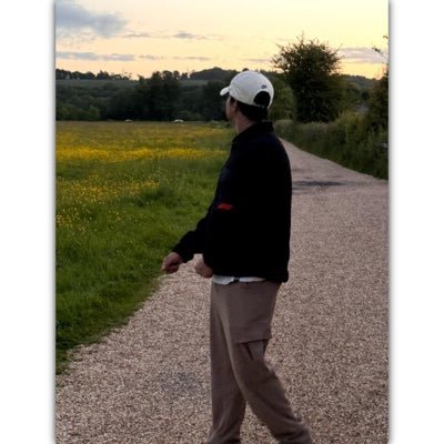 tomzjr_'s profile picture. Victoria Concordia Crescit.🔴⚪