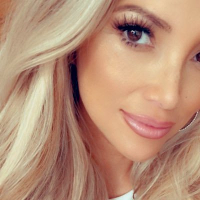 shhushhs's profile picture. 🤍