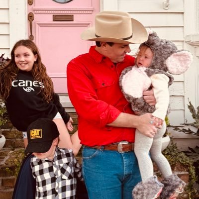 jameygoldin's profile picture. Energy & Regulatory Attorney @kts_law. Tweets are my own and mostly RTs of Kirby Smart’s pre-game speeches with occasional tweets about weather or energy.