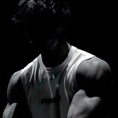 _rcvc's profile picture. My mood sometimes || @10Ronaldinho || @ittihad ||