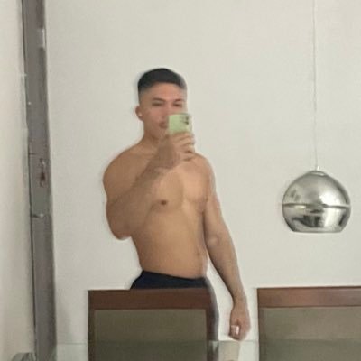 rose3am's profile picture. 