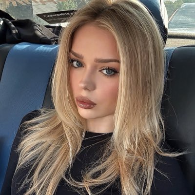 thedestinaa's profile picture. 