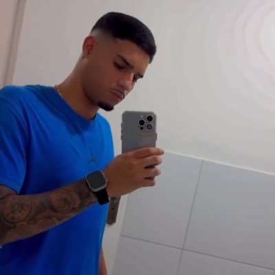 Basiliojoaoo's profile picture. hackearam o outro 🤦🏽‍♂️