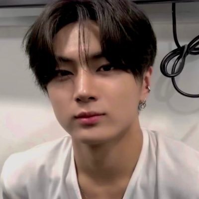 jaykeenhee's profile picture. — 🐈‍⬛🦮 𐙚 ⋆·˚ ༘ * ⚕ blood type: 𝔡𝔞𝔯𝔨 𝔟𝔩𝔬𝔬𝔡 ⭑.ᐟ ☾ ⋆✴︎˚｡⋆ 𝒻𝒶𝓃 𝒶𝒸𝒸𝑜𝓊𝓃𝓉 for #ENHYPEN ʚɞ