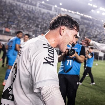 vnkr6s's profile picture. 