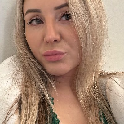 FootGoddexsRei's profile picture. Luxury Brat Domme 🤍 | Pretty, untouchable & spoiled | Financial Domination| 23|