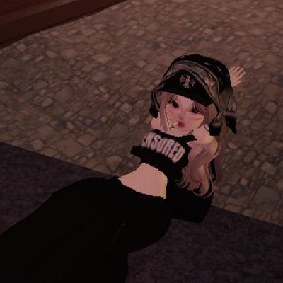 isni1025935's profile picture. 