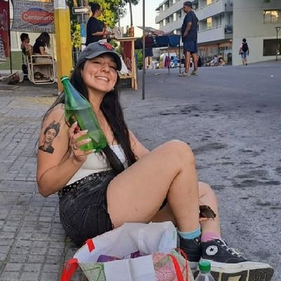 sh_plaza's profile picture. ♐ Sagi🌻🖤
Esperar no transforma 🌺
https://t.co/6ZJEPgSkvH 💫